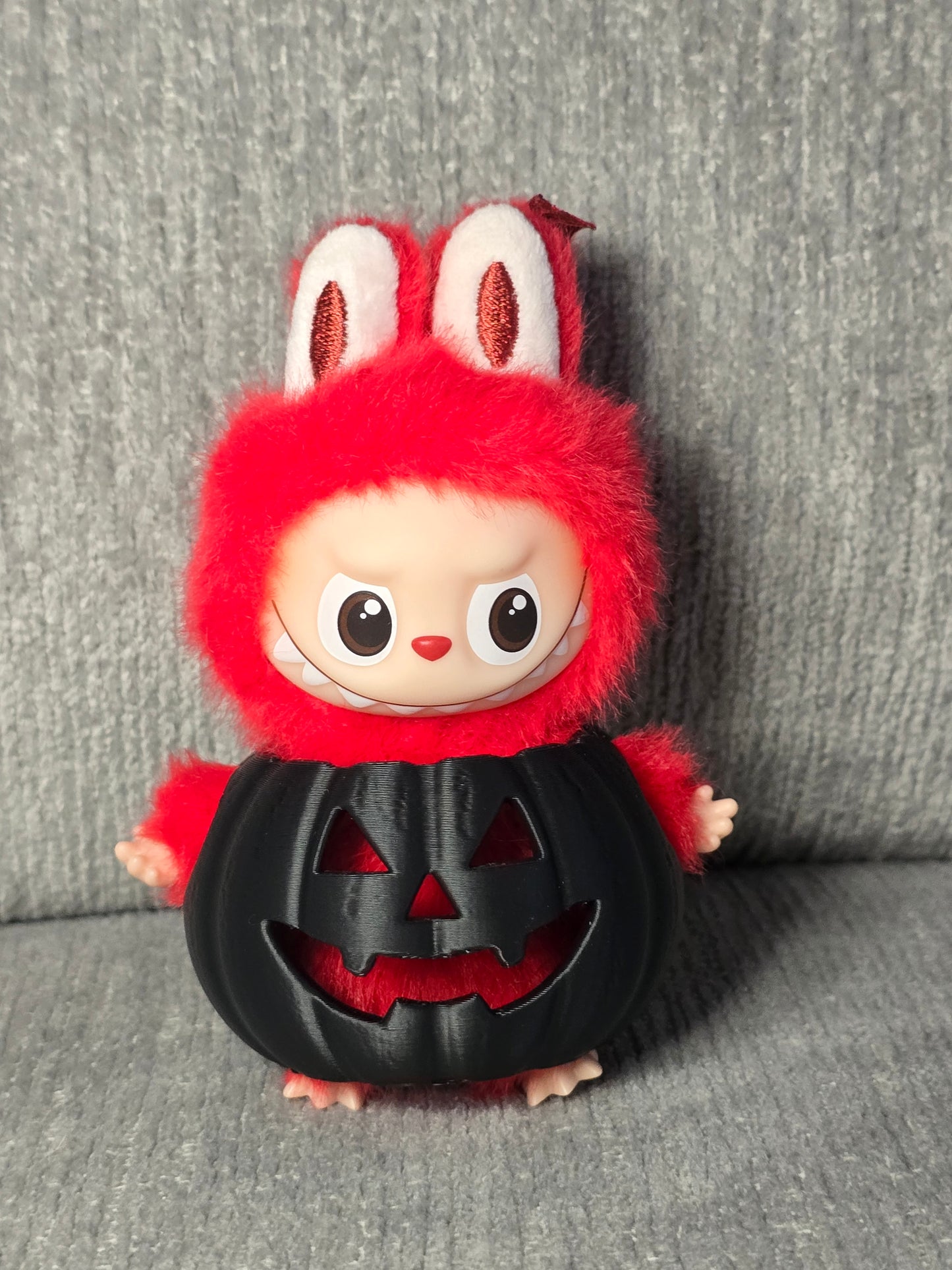 Pumpkin Costume for Pin For Love Labubu – Halloween Jack-O’-Lantern Accessory (Small Size)