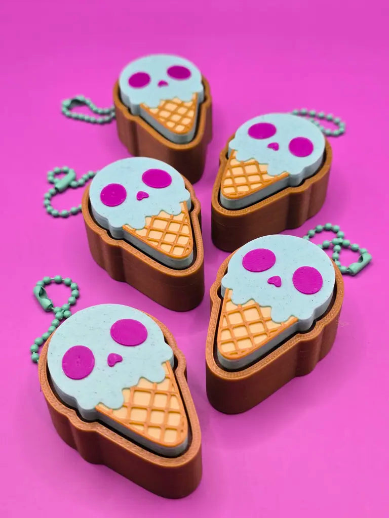 I Scream Skull Ice Cream Cone Fidget Clicker Keychain - Mint Blue Speckle