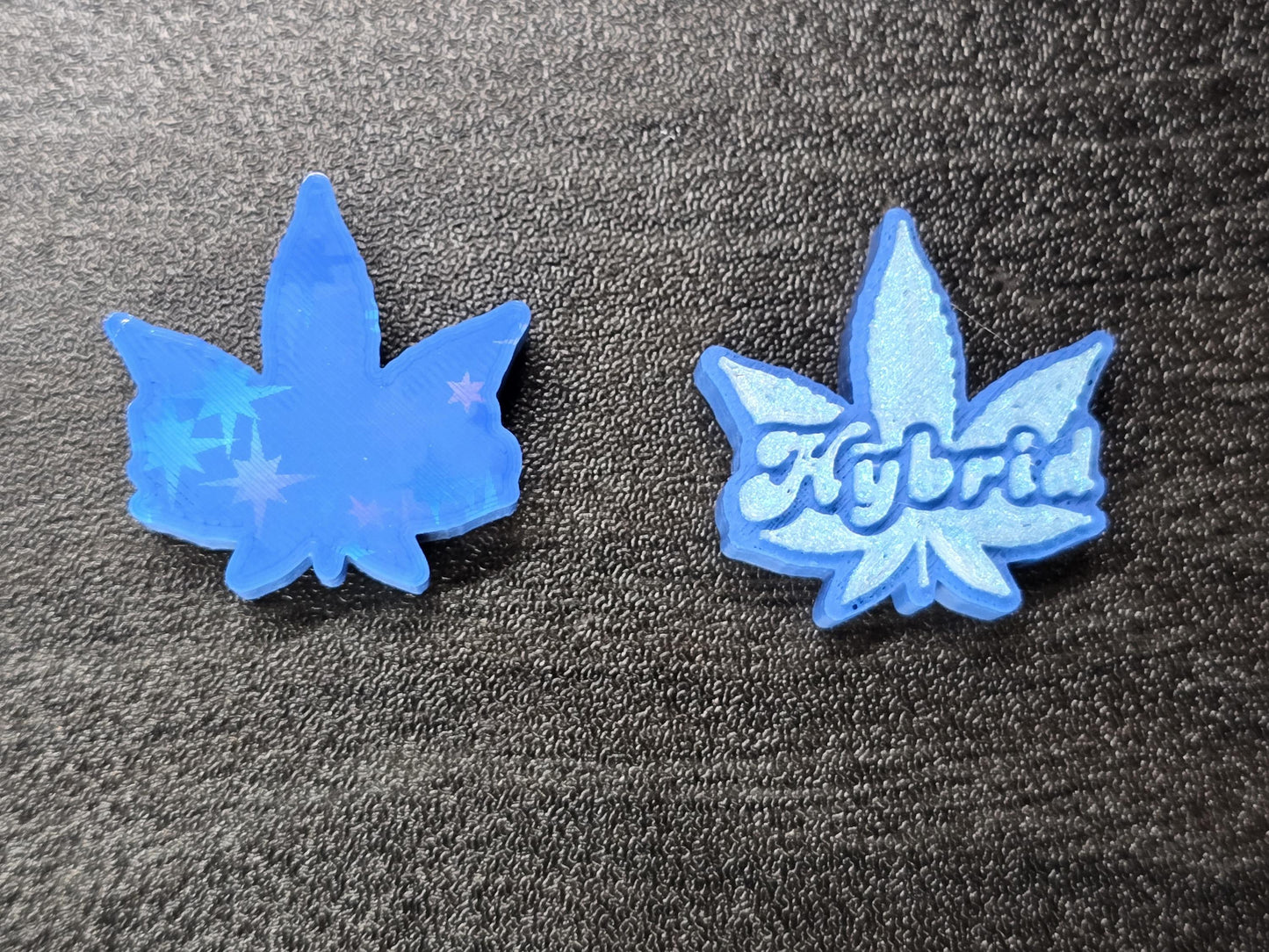 Cannabis Leaf Beads ā Indica, Sativa & Hybrid ā Glittery 3D Printed with 2mm Hole