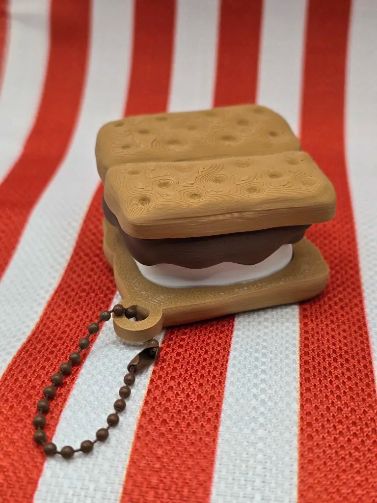 3D Printed S'mores Fidget Clicker Keychain - Mochi Makes Design