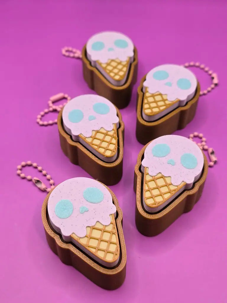 I Scream Skull Ice Cream Cone Fidget Clicker Keychain - Mint Blue Speckle