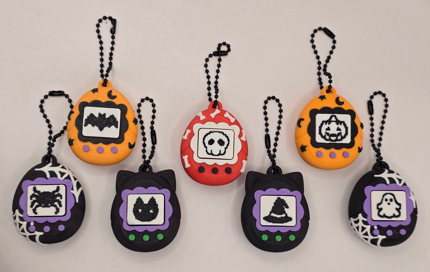 Halloween Tamagotchi-Inspired Clicker Fidget Keychain – Spooky 3D Printed Pixel Pets