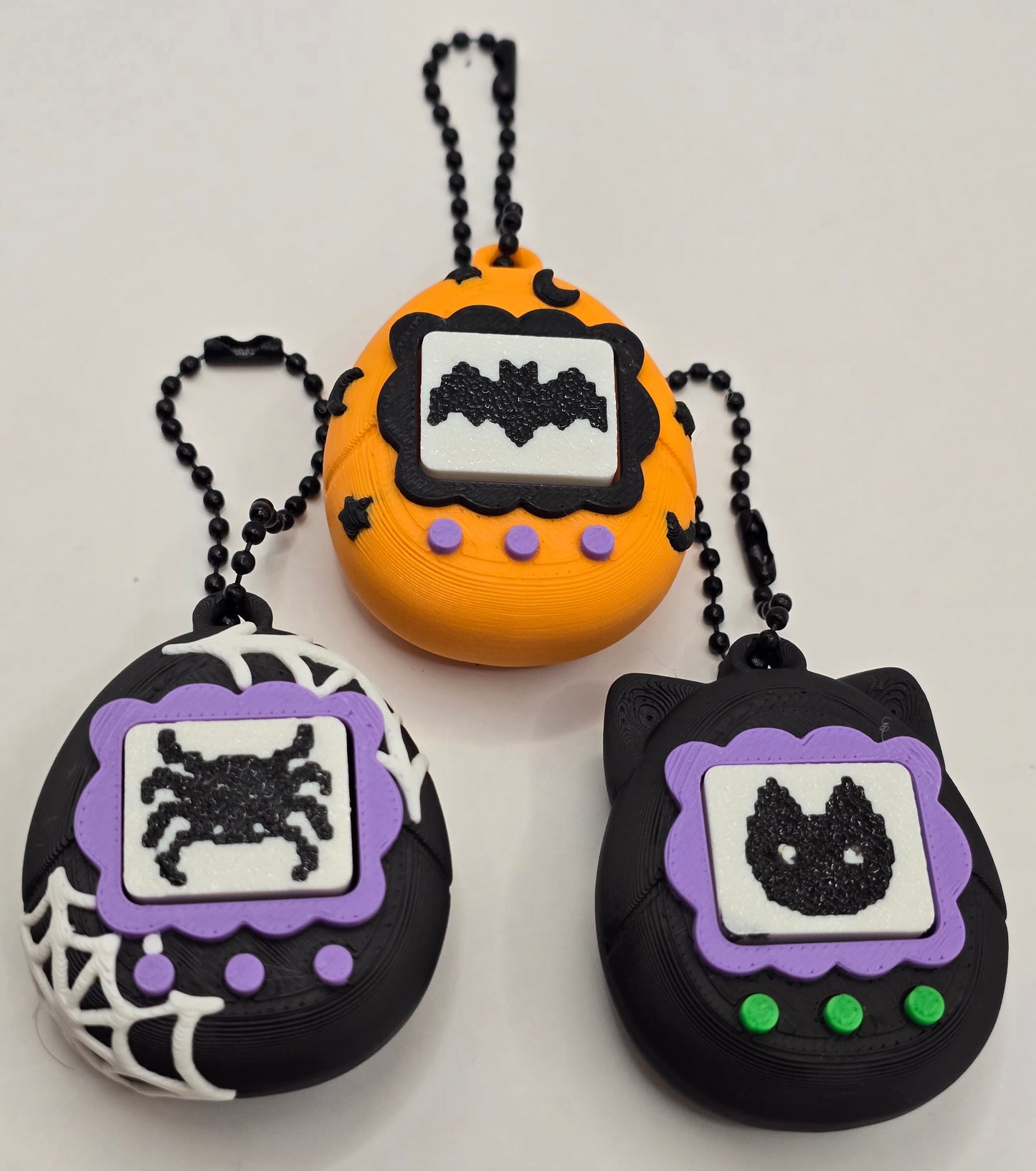Halloween Tamagotchi-Inspired Clicker Fidget Keychain – Spooky 3D Printed Pixel Pets