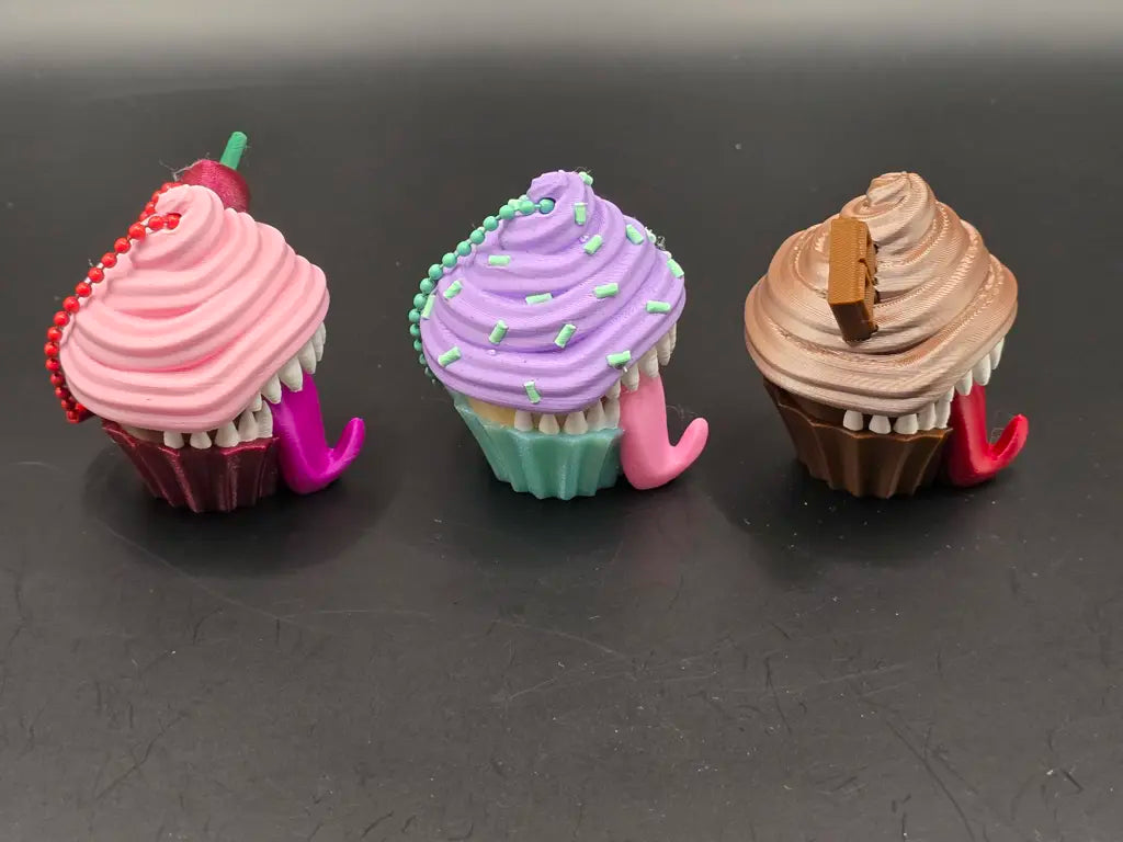 3D Printed Mimic Cupcake Fidget Clicker by IDMyron