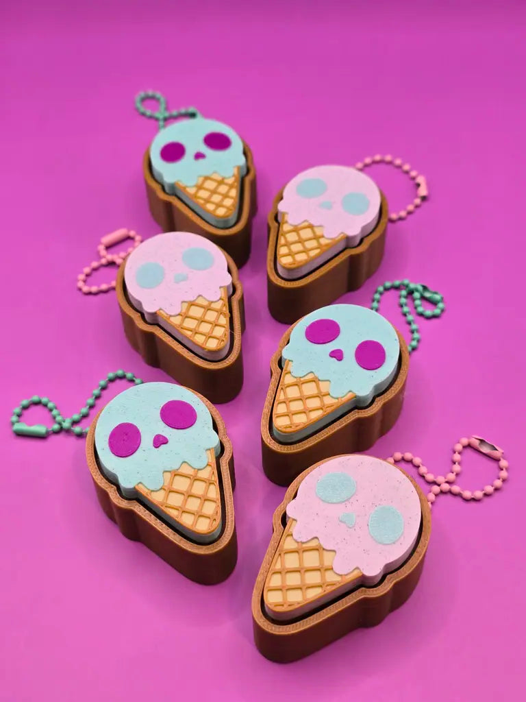 I Scream Skull Ice Cream Cone Fidget Clicker Keychain - Mint Blue Speckle