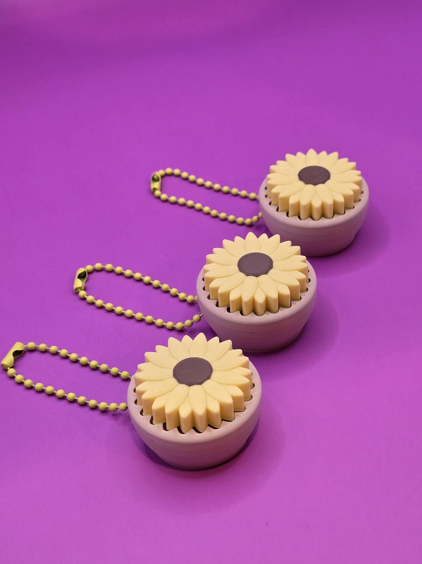 Flower Fidget Clicker – 3D Printed Sensory Tool for Neurodivergent Individuals
