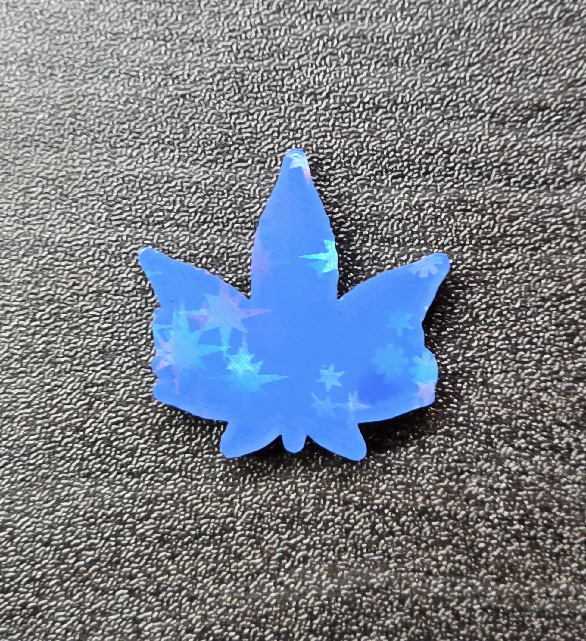 Cannabis Leaf Beads – Indica, Sativa & Hybrid – Glittery 3D Printed with 2mm Hole