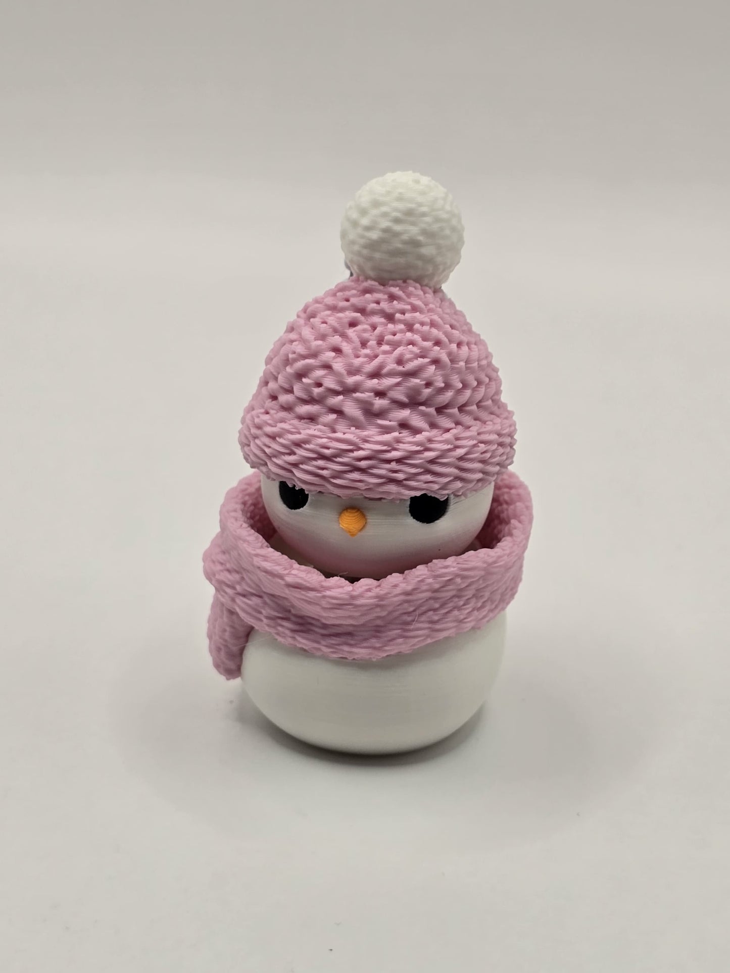 3D Printed Snowman Fidget Clicker Keychain – Winter Stress Relief Toy – Cute Pastel Sensory Gift