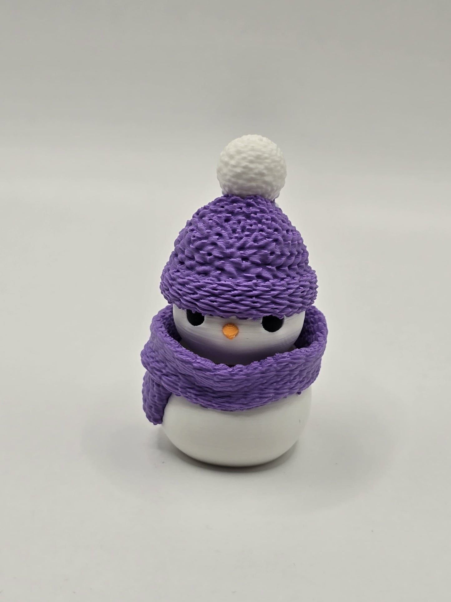 3D Printed Snowman Fidget Clicker Keychain – Winter Stress Relief Toy – Cute Pastel Sensory Gift